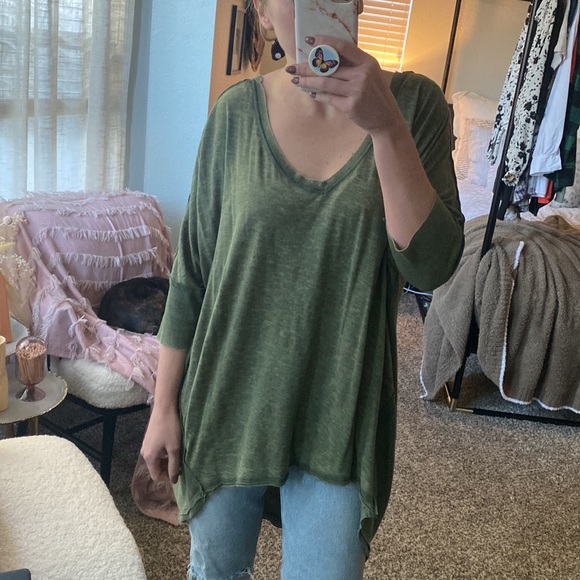 Free people green hi-low top - Picture 2 of 4